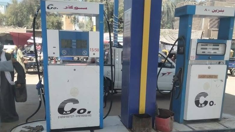 تموين الشرقية يضبط (٢٥٤٥) لتر مواد بترولية بمحطة تموين سيارات و (٥٢٥٠) متر قماش و (٤٨٠) كرتونة سيراميك مجهولة المصدر