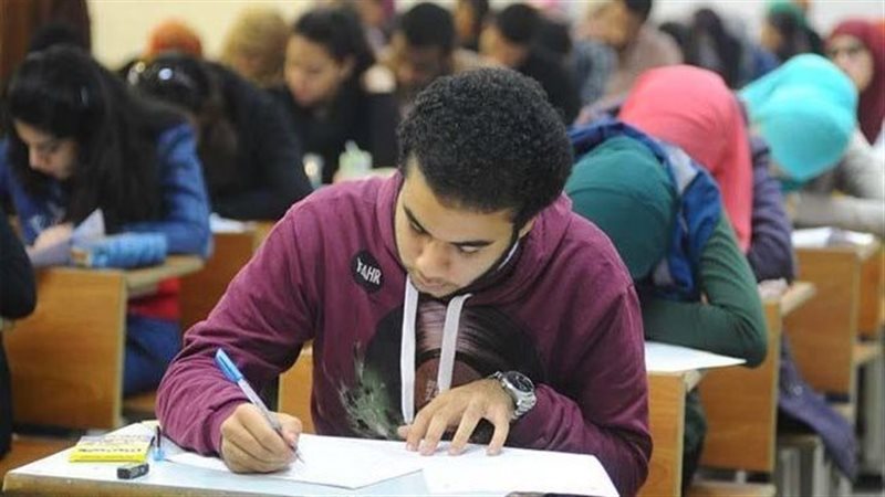 التعليم تحدد هوية الطلاب المتورطين في تصوير أسئلة امتحان التربية الدينية