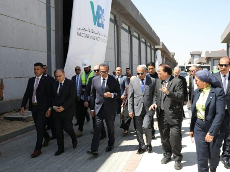 باستثمارات تصل إلى 12 مليار جنيه بحلول 2030.. وزير الصحة يتفقد «مدينة اللقاحات والبيوتكنولوجي»