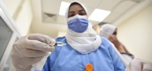 منع دخول العاملين بالمنشآت الصحية إلا بعد تلقي لقاح كورونا