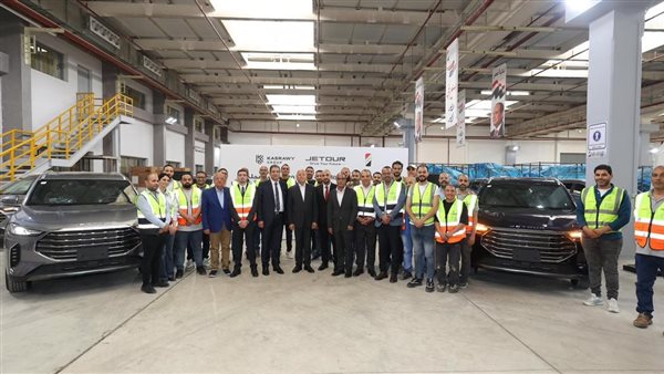 الاحتفال بتصنيع السيارة رقم 1000 من جيتور X70 Plus داخل “النصر للسيارات”