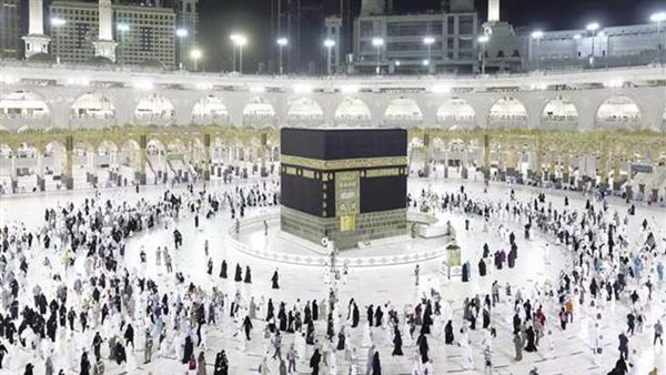 انطلاق أولى رحلات العمرة اليوم