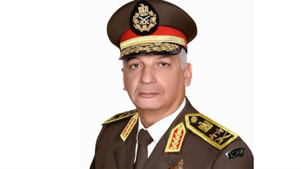 وزير الدفاع والإنتاج الحربى يتفقد اختبارات القبول في الأكاديمية والكليات العسكرية