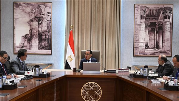الحكومة تعلن موعد انتهاء مشكلة نواقص الأدوية