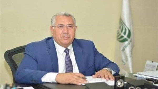 وزير الزراعة يؤكد على تحقيق الأمن الغذائي للمواطنين