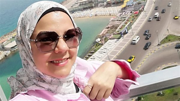 تشييع جثمان مهندسة العاشر من رمضان ضحية العاصفة الترابية