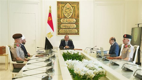 الرئيس السيسي يتابع تطوير أصول الأوقاف وخطط الاستثمار بالقاهرة التاريخية