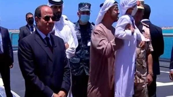 حفيدا بن زايد يخطفان الأضواء في افتتاح قاعدة 3 يوليو