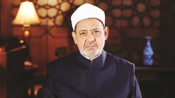 يغادر مركز العلاج الطبيعي متوجهًا إلى إيطاليا.. تفاصيل الحالة الصحية لشيخ الأزهر