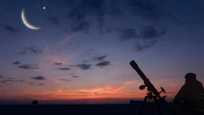 عاجل…مركز الفلك الدولي يعلن موعد أول أيام عيد الأضحى