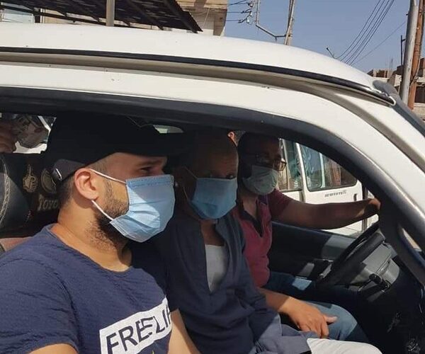 ضبط (٤ ) سيارات بمدينتى ( بلبيس وصان الحجر ) لعدم إلتزام السائقين بقرار إرتداء الكمامة الواقية
