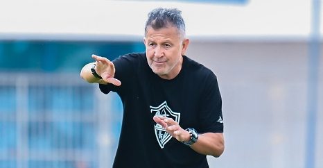 مدرب الزمالك يعتذر للجماهير بعد الخسارة برباعية أمام الأهلي في الدوري