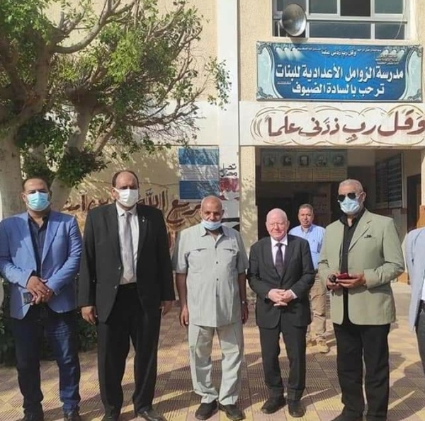عضو مجلس الشيوخ ورئيس مدينة بلبيس يتفقدون سير العملية التعليمية بمدارس الزوامل وسلمنت