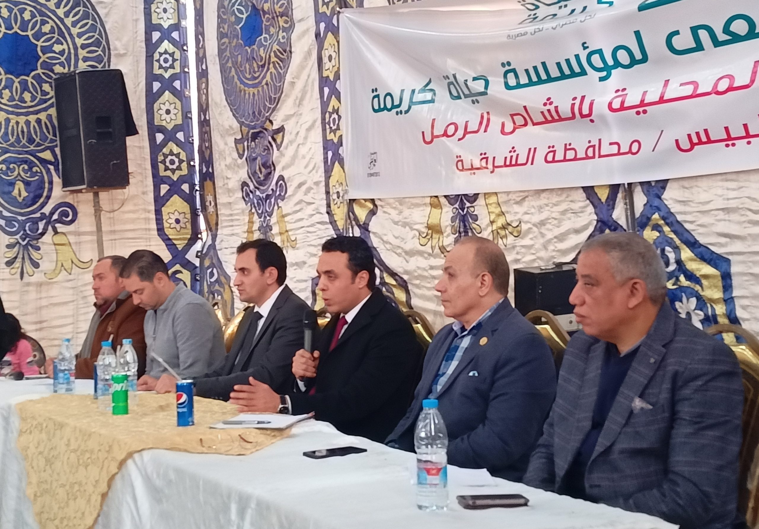مسئولى حياة كريمة بالشرقية يلتقون بأهالى الوحدة المحلية أنشاص الرمل وقراها سلمنت والسعيدية وبيرعمارة