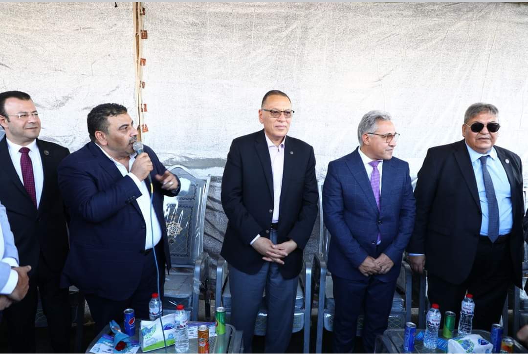 محافظ الشرقية ولجنة الإدارة المحلية بمجلس النواب يتفقدون أعمال تطوير ميدان المحطة وتغطية مصرف بلبيس