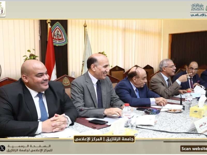مجلس جامعة الزقازيق يُهنئ القيادة السياسية والشعب المصري بذكرى ثورة ٣٠ يونيو المجيدة
