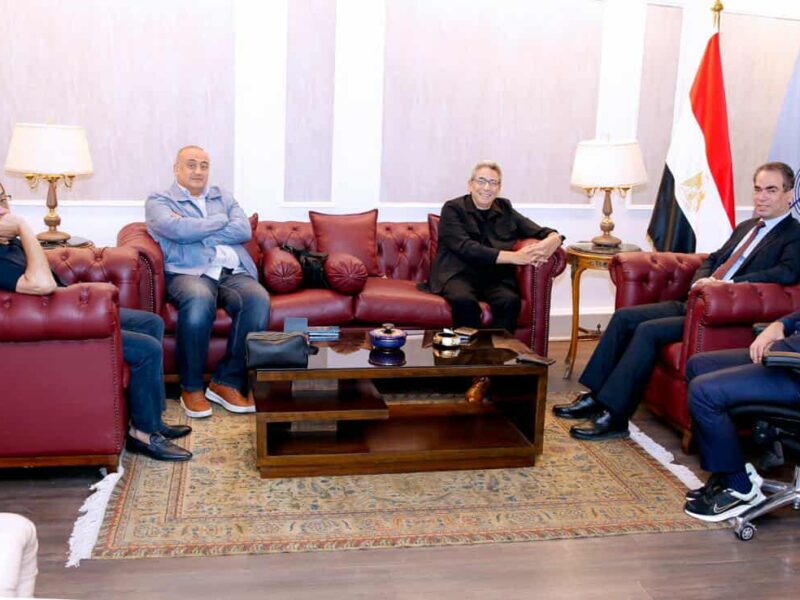 عرض برنامج باب الخلق على التليفزيون المصري والنهار من سبتمبر