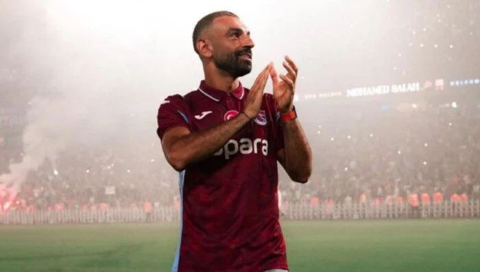 محمد صلاح يبحث عن انتصاره الأول مع طرابزون سبور أمام باشاك شهير غدًا