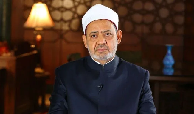 شيخ الأزهر يهنئ الرئيس السيسي والشعب المصري بعيد الأضحى المبارك
