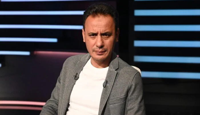 طارق السيد يوجه رسالة قاسية للاعبي الزمالك بعد خسارة الكونفدرالية:«أنتوا النهارده فين؟»