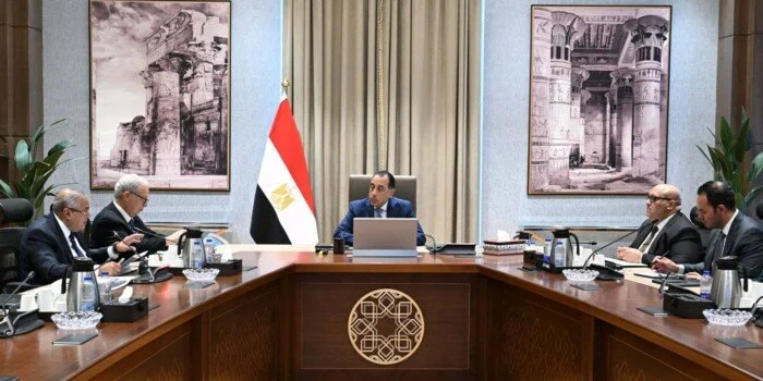 رئيس الوزراء يتابع تنفيذ خطة إعادة هيكلة الشركات المملوكة للدولة