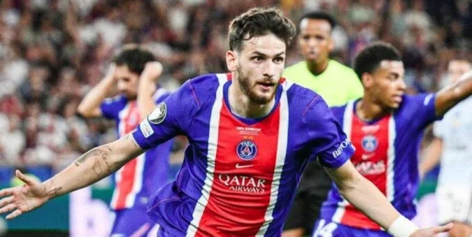 باريس سان جيرمان يهزم أستون فيلا ويتوج بكأس السوبر الأوروبي