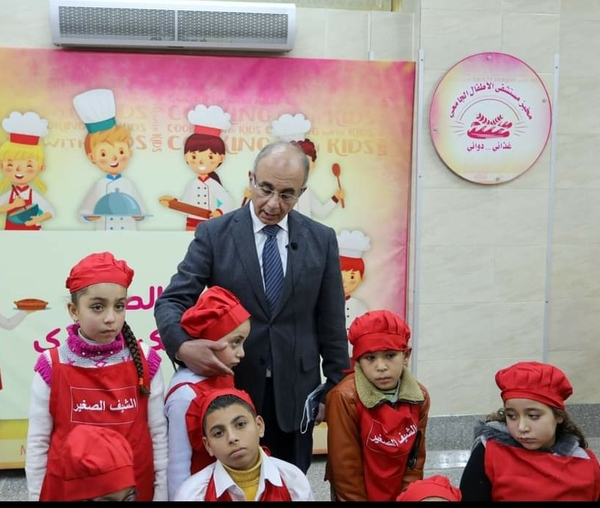رئيس جامعة الزقازيق يفتتح الفصل التعليمي ومنظومة الشيف الصغير بمخبز مستشفي الأطفال الجامعي