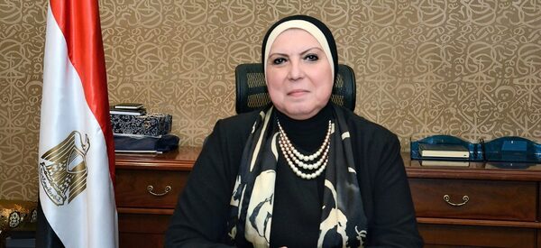 وزارة التجارة توقف دخول منتجات 1000 مصنع وعلامة تجارية لمصر لمخالفة القرار 43