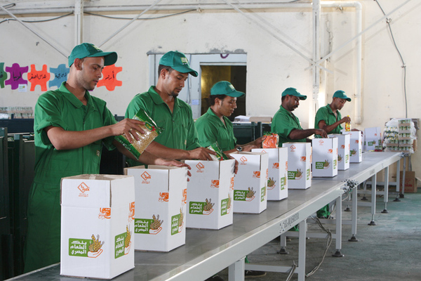 فيديو.. بنك الطعام: توجيه الجهود الحالية لدعم حملة «العمالة اليومية مسؤولية»
