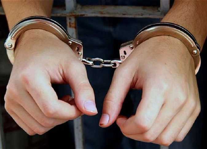 ضبط المتهمين بالرقص بدراجاتهم النارية داخل نفق احمد عرابي بالزقازيق