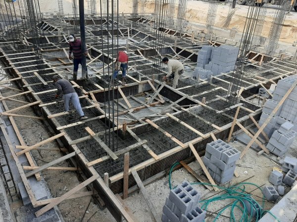 المهندس احمد ابولبن عضو الاتحاد المصري لمقاولي التشييد والبناء يقدم روشتة لإنقاذ قطاع المقاولات